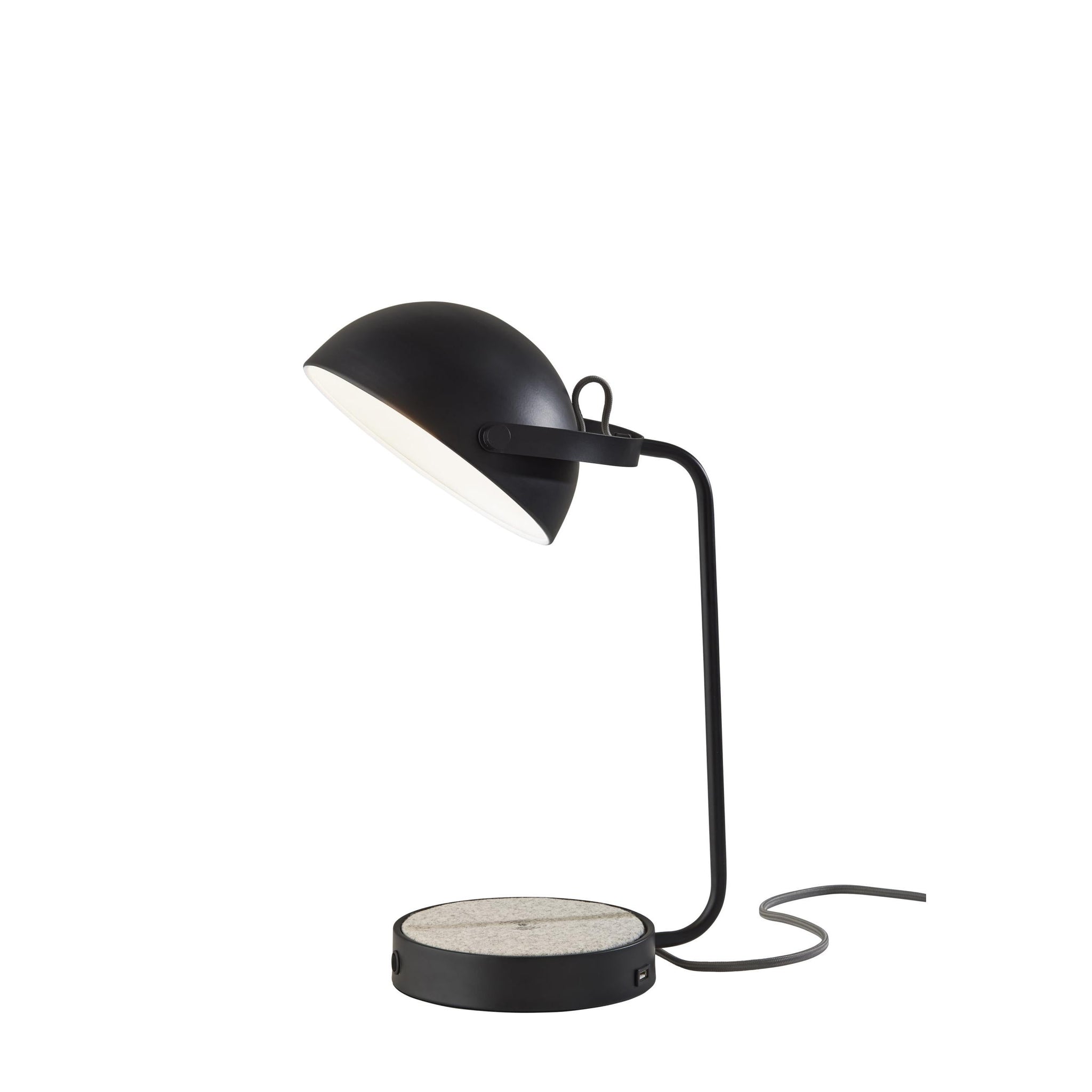 Brooks Table Lamp with Charging Pad